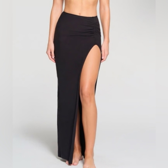 SKIMS | Skirts | Skims Raw Edge Intimates Long Slit Skirt Onyx